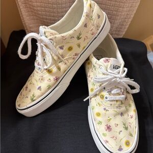 Vans Women's Floral Sneakers - Cream and Multicolor